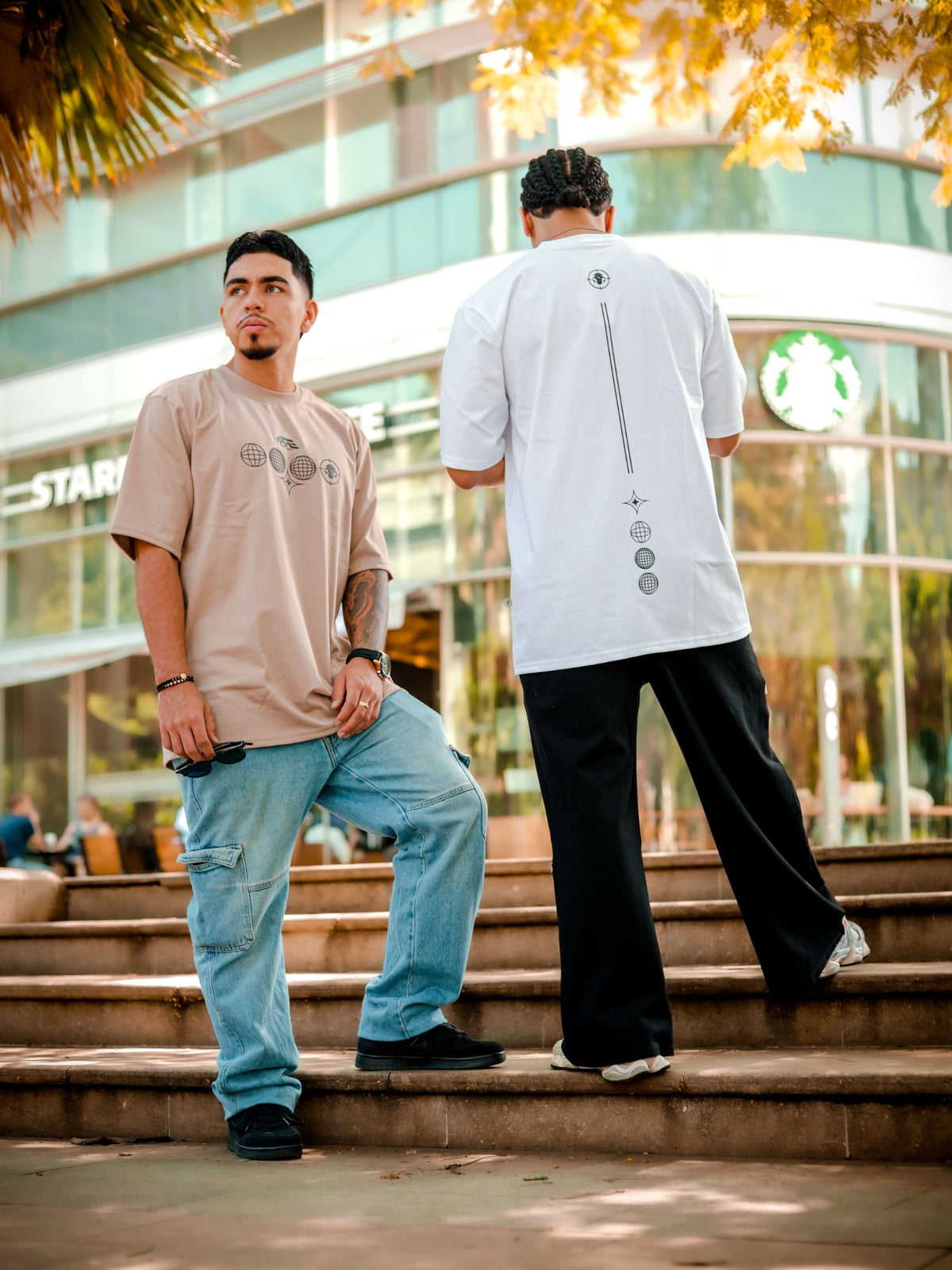 STAR HOOD WHITE - frente y espalda