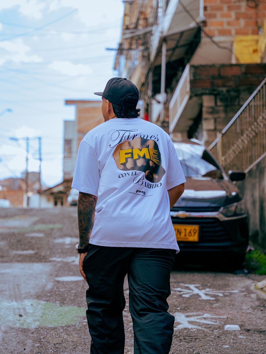 FIRMES CON EL BARRIO WHITE