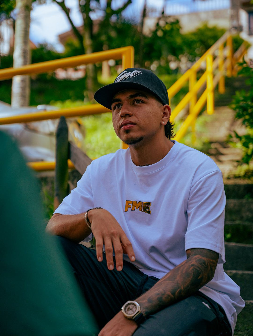 FIRMES CON EL BARRIO WHITE