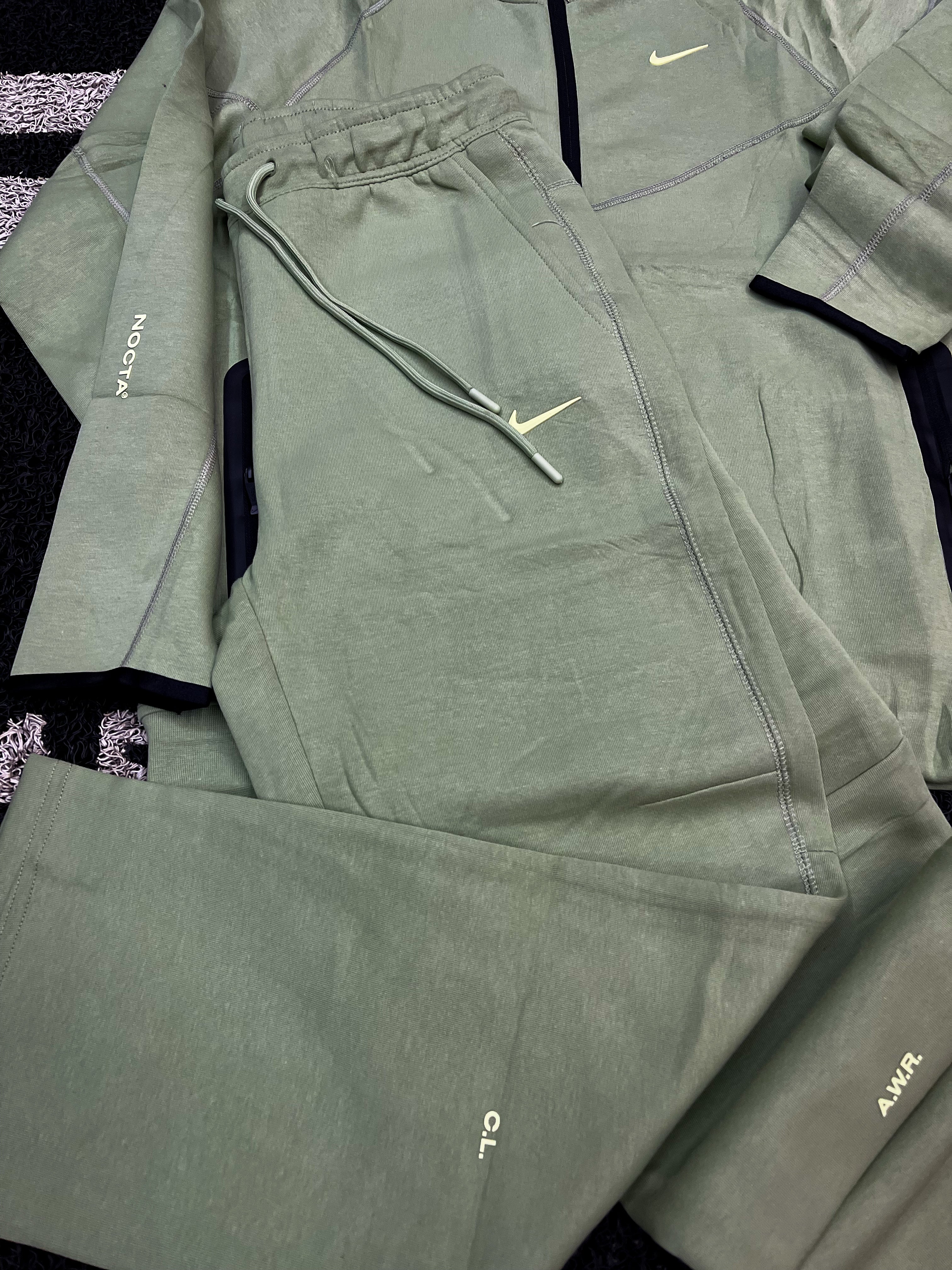 CONJUNTO VERDE OLIVA BR