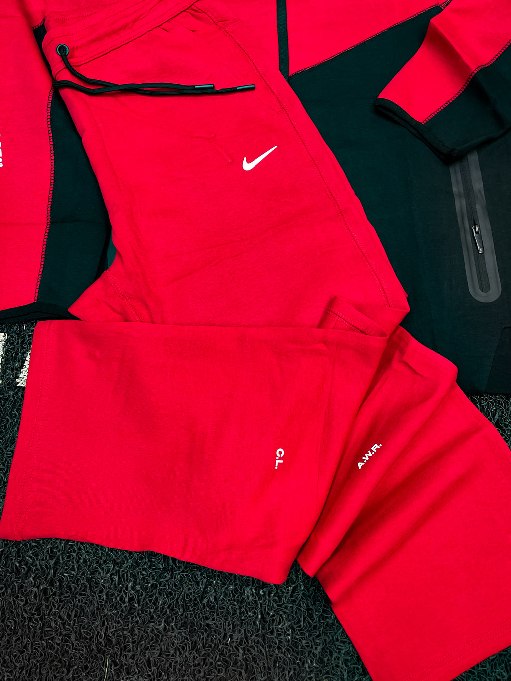 CONJUNTO ROJO CON NEGRO BR