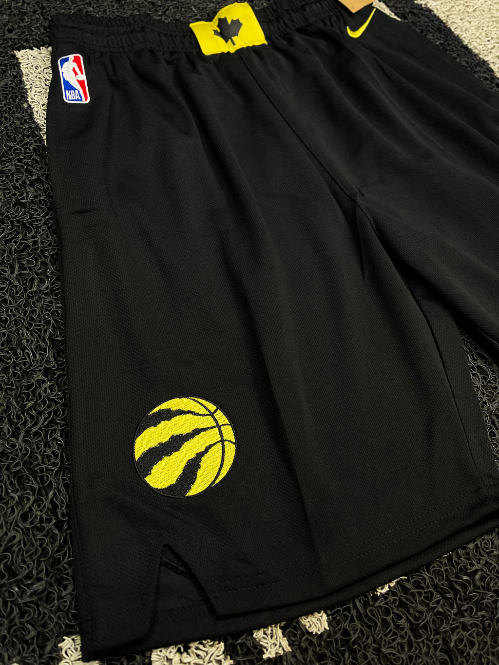 PANTALONETA NEGRA REF 04