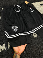 PANTALONETA NEGRA REF 06