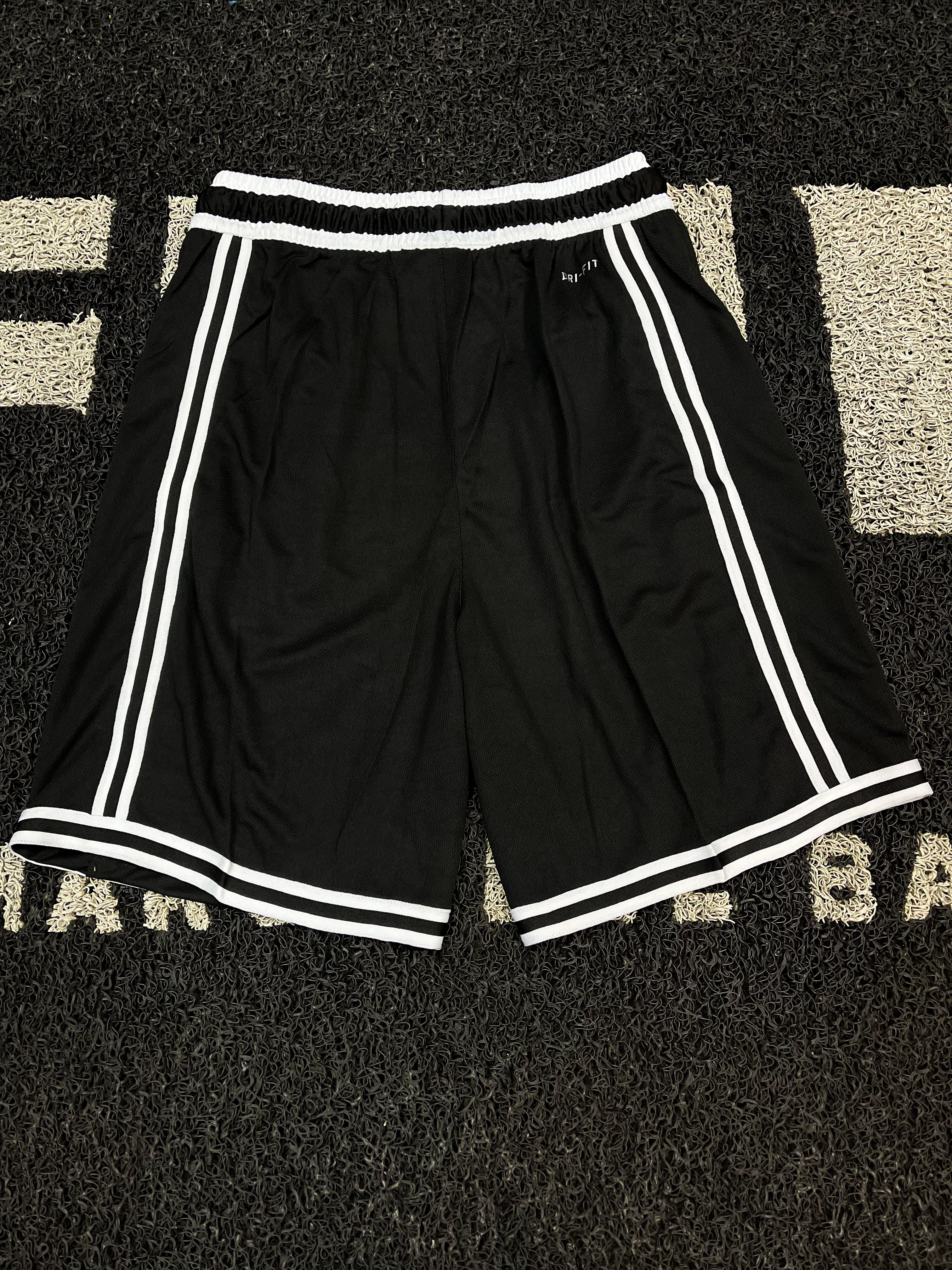 PANTALONETA NEGRA REF 08