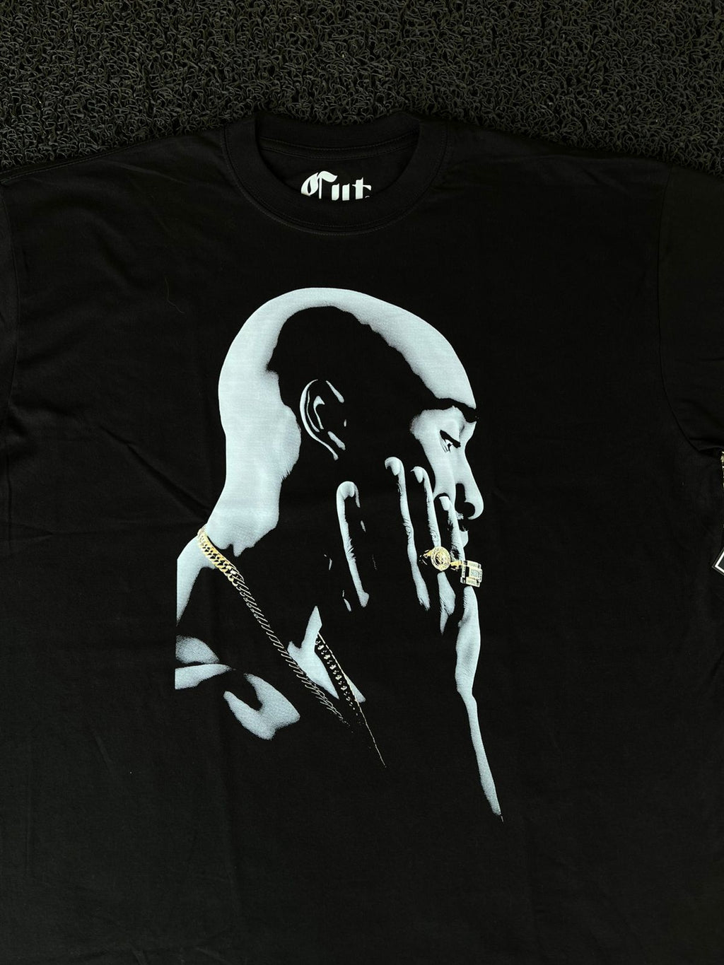 CUT - 2PAC - BLACK